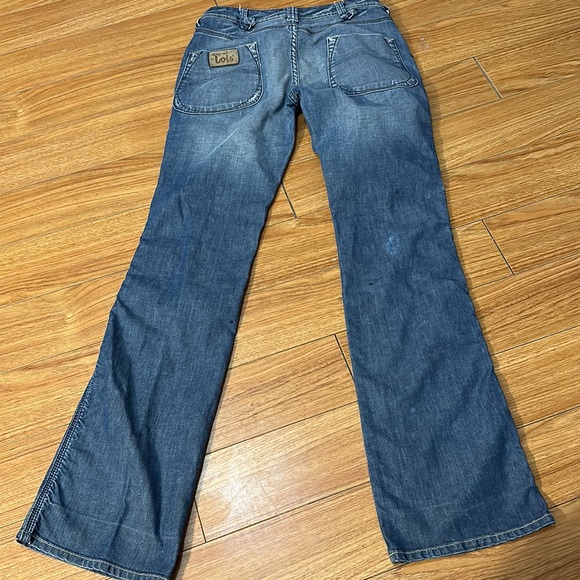 Lois Distressed Jeans - Picture 5 of 5